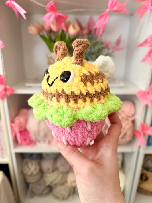 Straw-BEE-ry Plushie