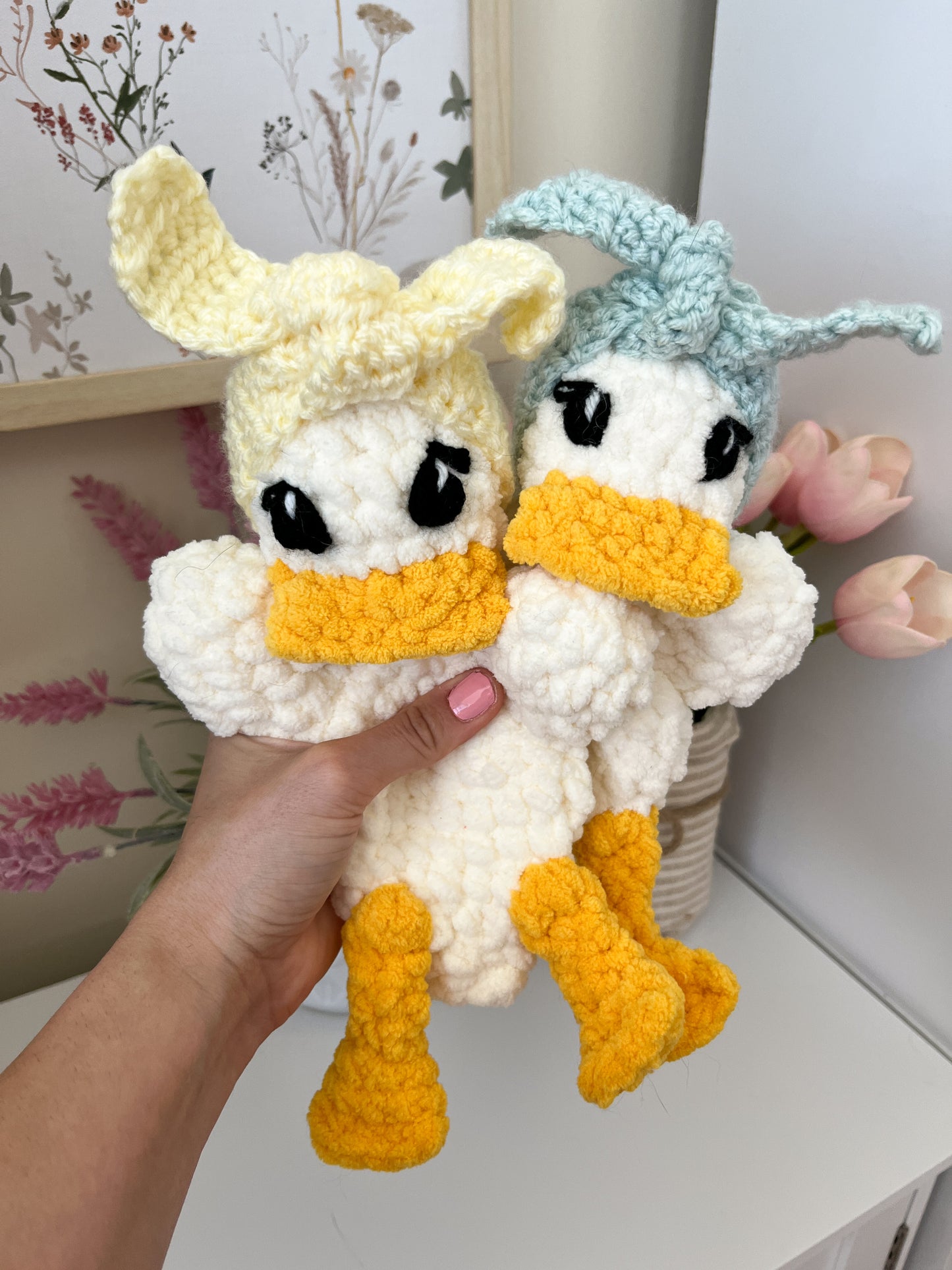 Della Duck Snuggler