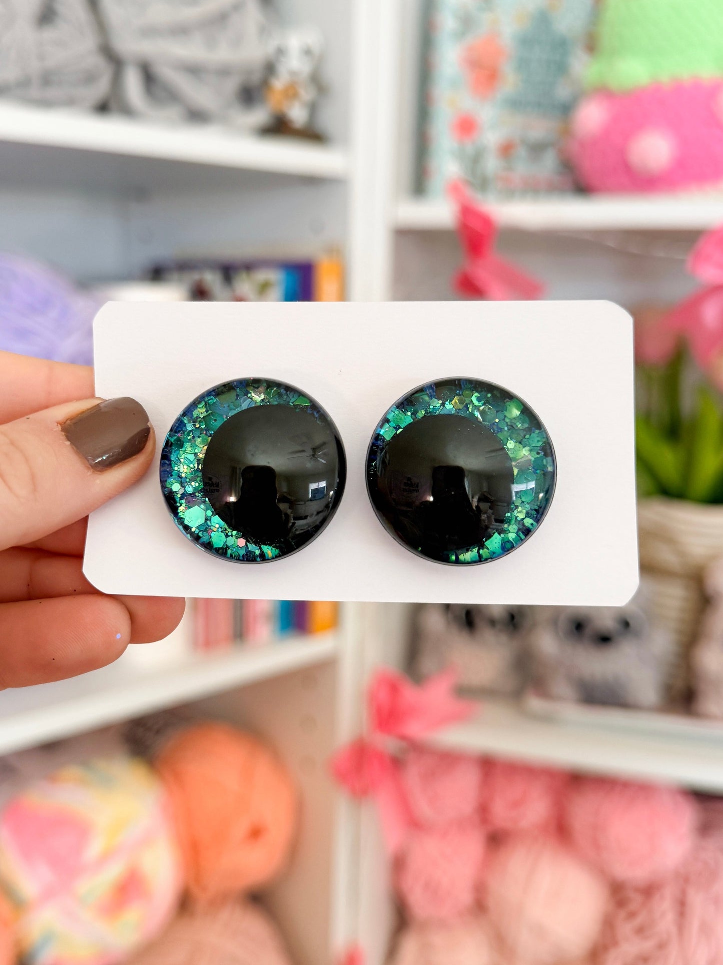 Mermaid Tail- Multiple Size Eyes