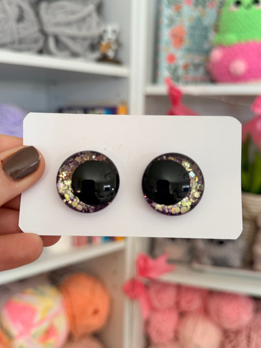 Enchanted Violet- Multiple Size Colorshifting Eyes