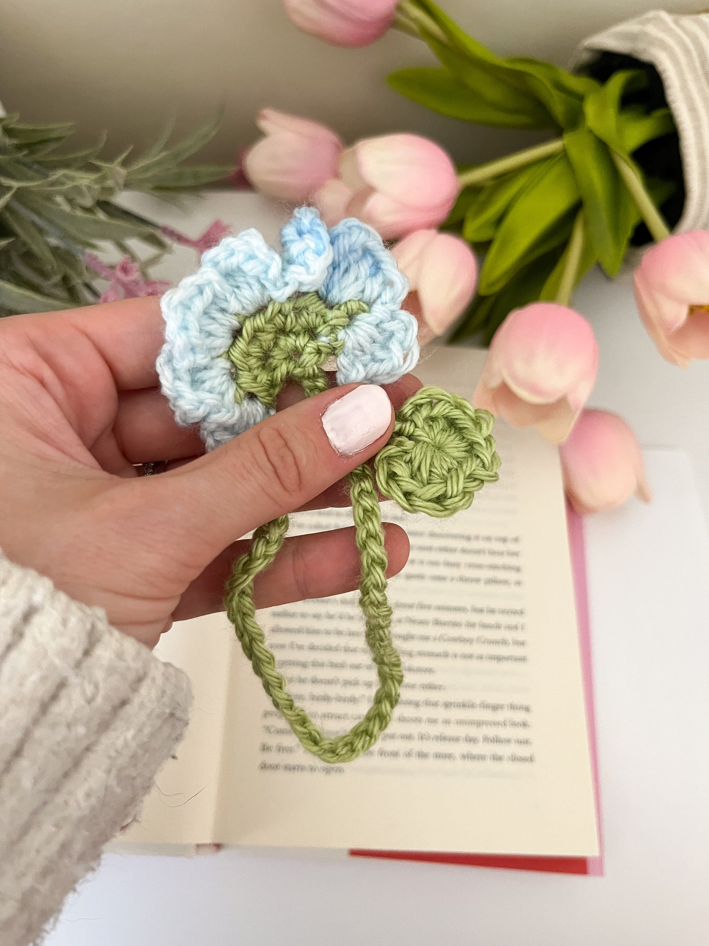 Crocheted Flower Bookmark